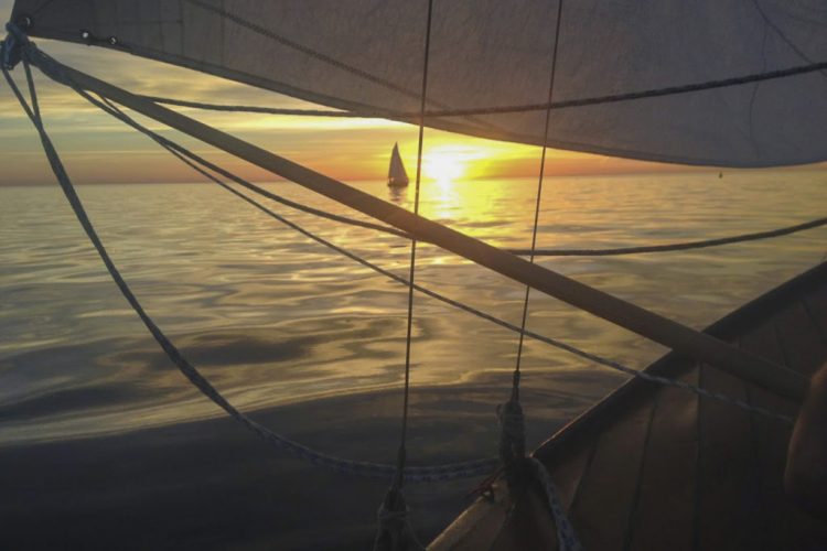 sailing-sunset-